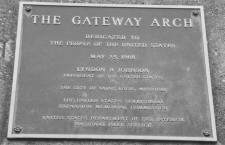 Самый большой памятник в США: Gateway Arch